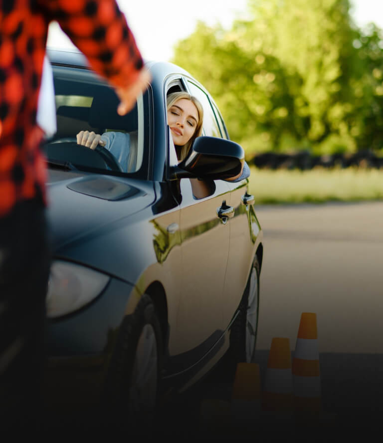 B Sınıfı Ehliyet Nedir, Hangi Araçları Sürebilir ve Şartları Nelerdir?